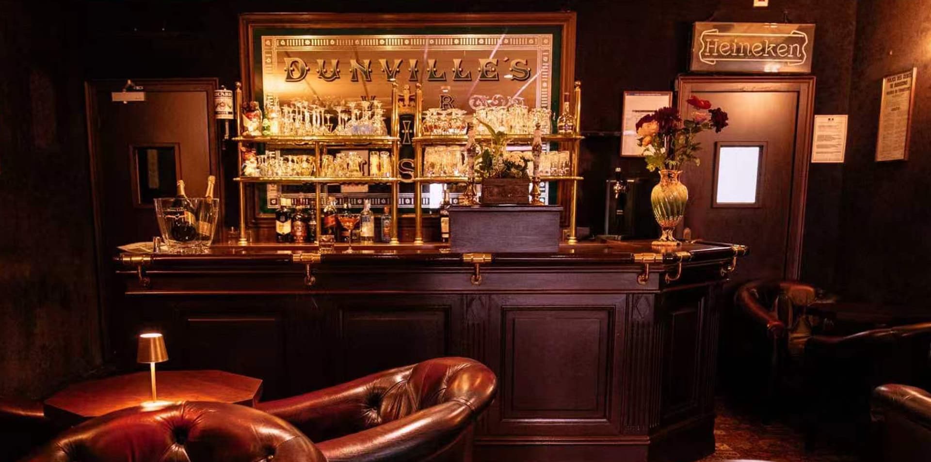 Métropol'Hotel - header-banner-bar.jpg
